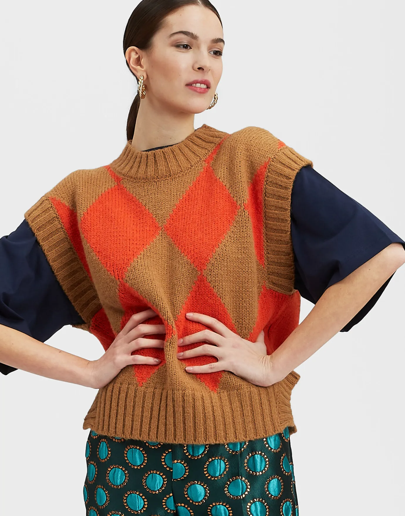 La DoubleJ Argyle GiletCamel / Orange in Wool | Pulls | READY TO WEAR