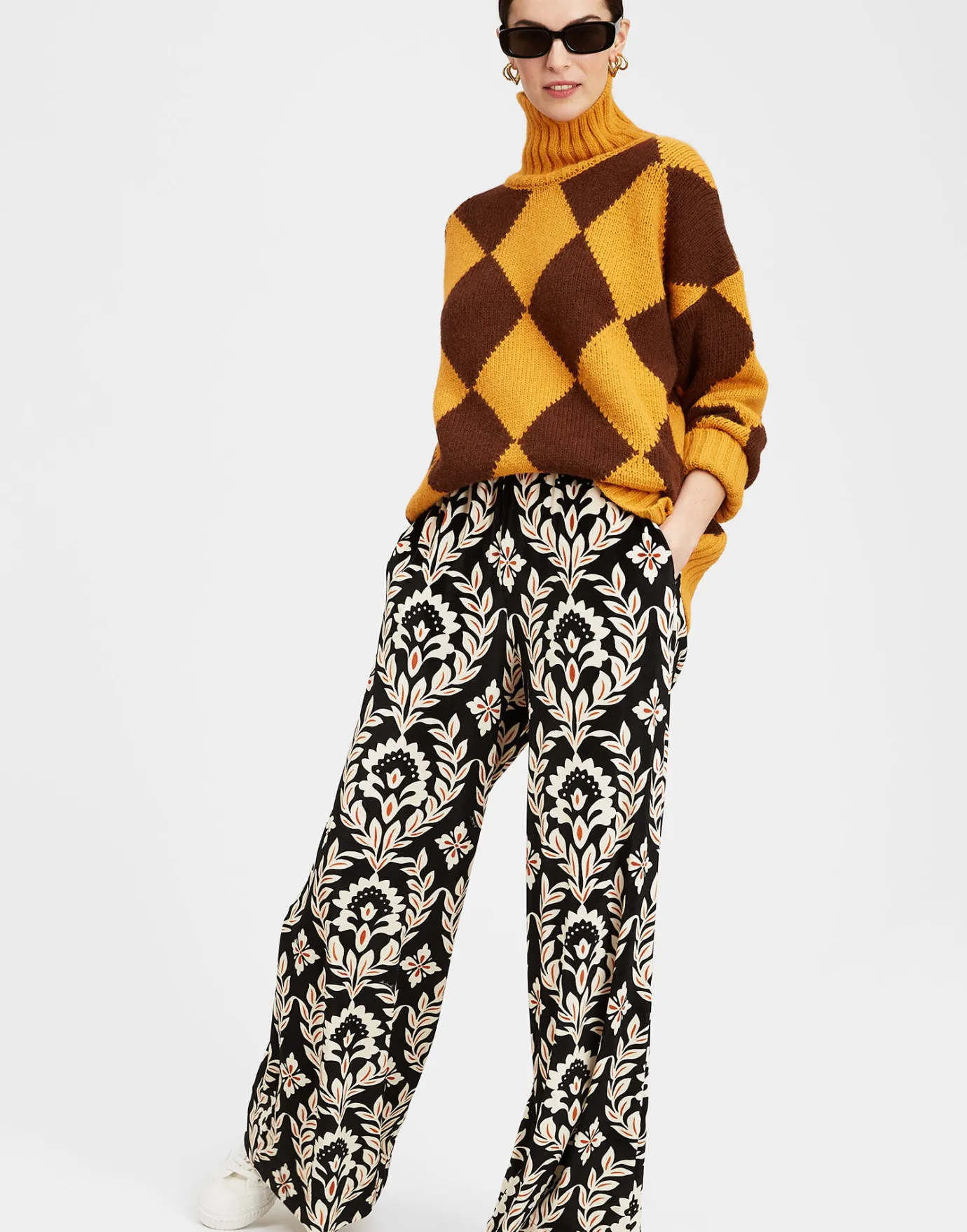 La DoubleJ Argyle SweaterYellow / Brown in Wool | Pulls | READY TO WEAR