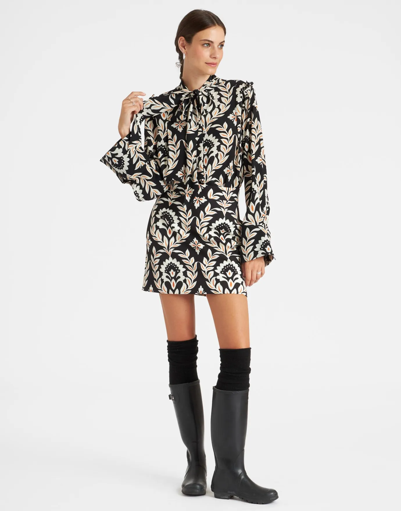 La DoubleJ Ascot ShirtGhirlanda Black in Crepe De Chine | Chemises Et Tops | READY TO WEAR