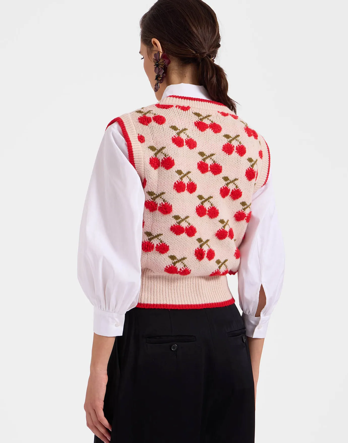 La DoubleJ Cherry VestOff White in Wool | Pulls | READY TO WEAR