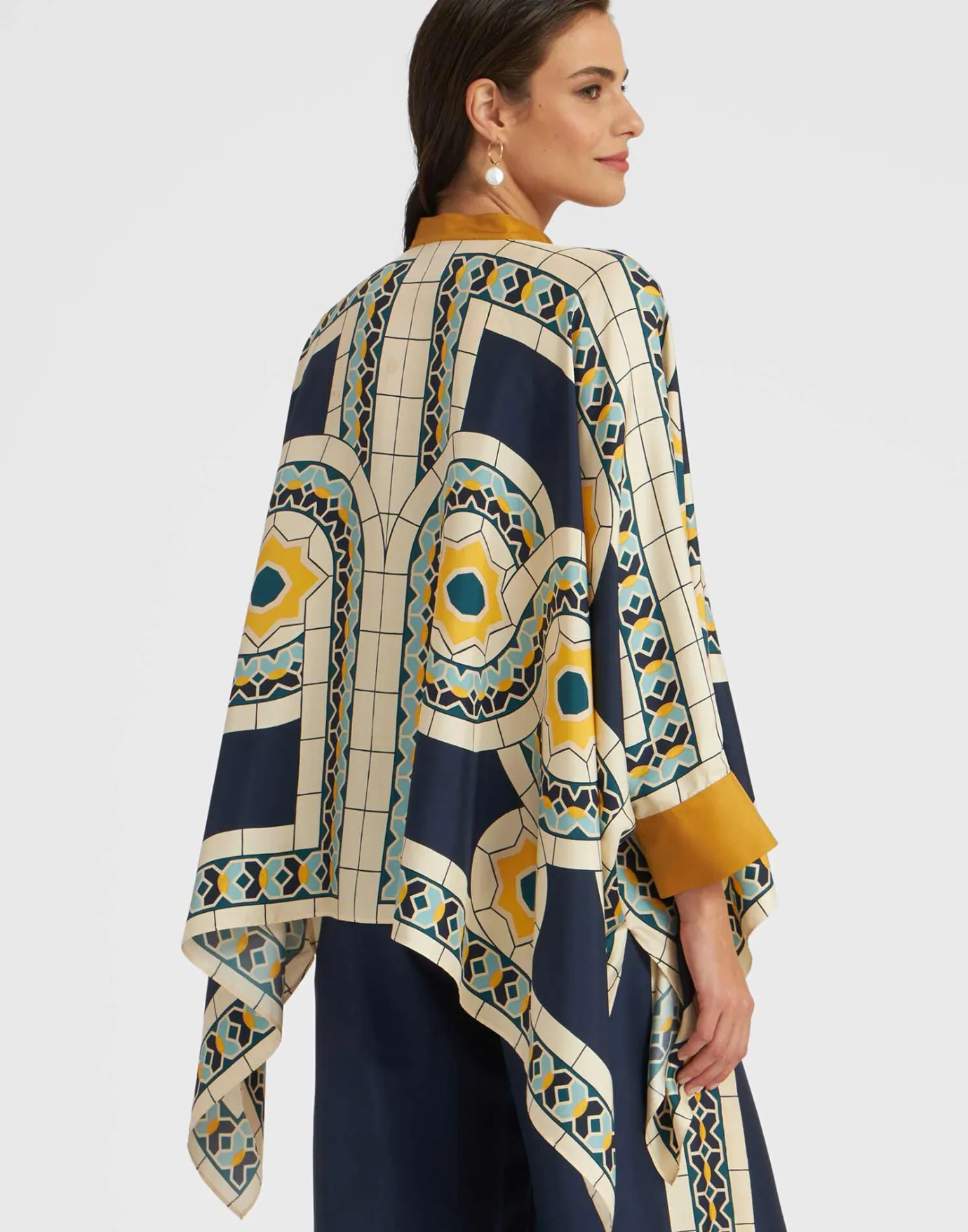 La DoubleJ Foulard ShirtMudejar Placée Blue in Silk Twill | Chemises Et Tops | READY TO WEAR