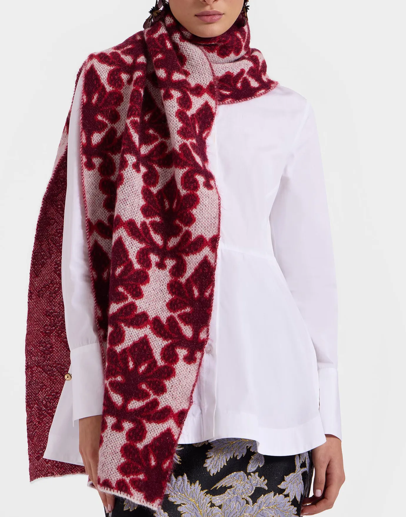 La DoubleJ Half-Light ScarfHerald Cream in Light Mohair | Foulards Et Écharpes | ACCESSORIES