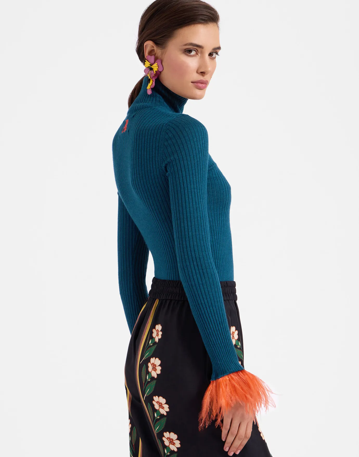 La DoubleJ High Kick TopBlue in Ribbed Silk Cashmere With Feathers | Pulls | READY TO WEAR