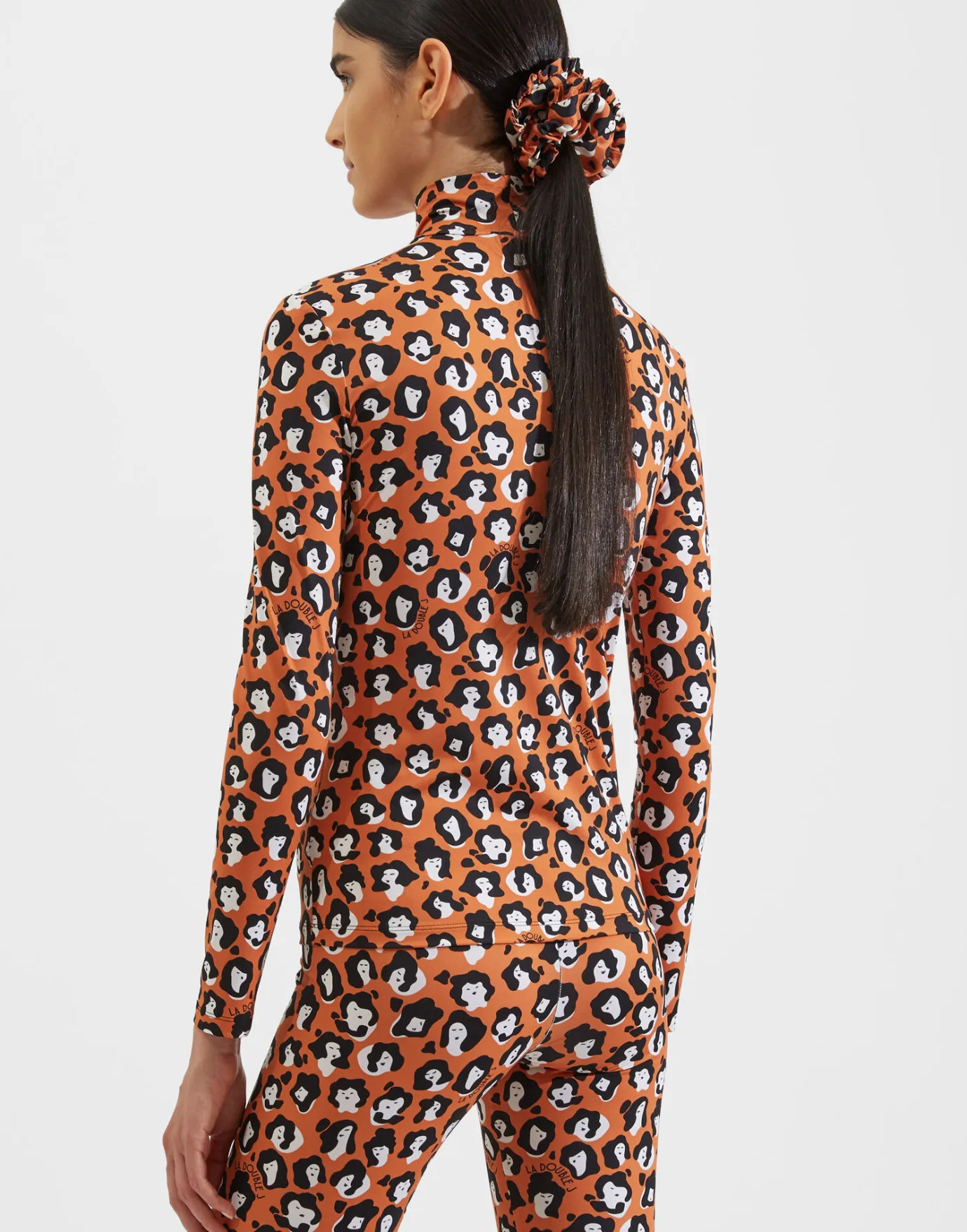 La DoubleJ TurtleneckLady Leopard in Skinny Jersey | Loungewear | READY TO WEAR